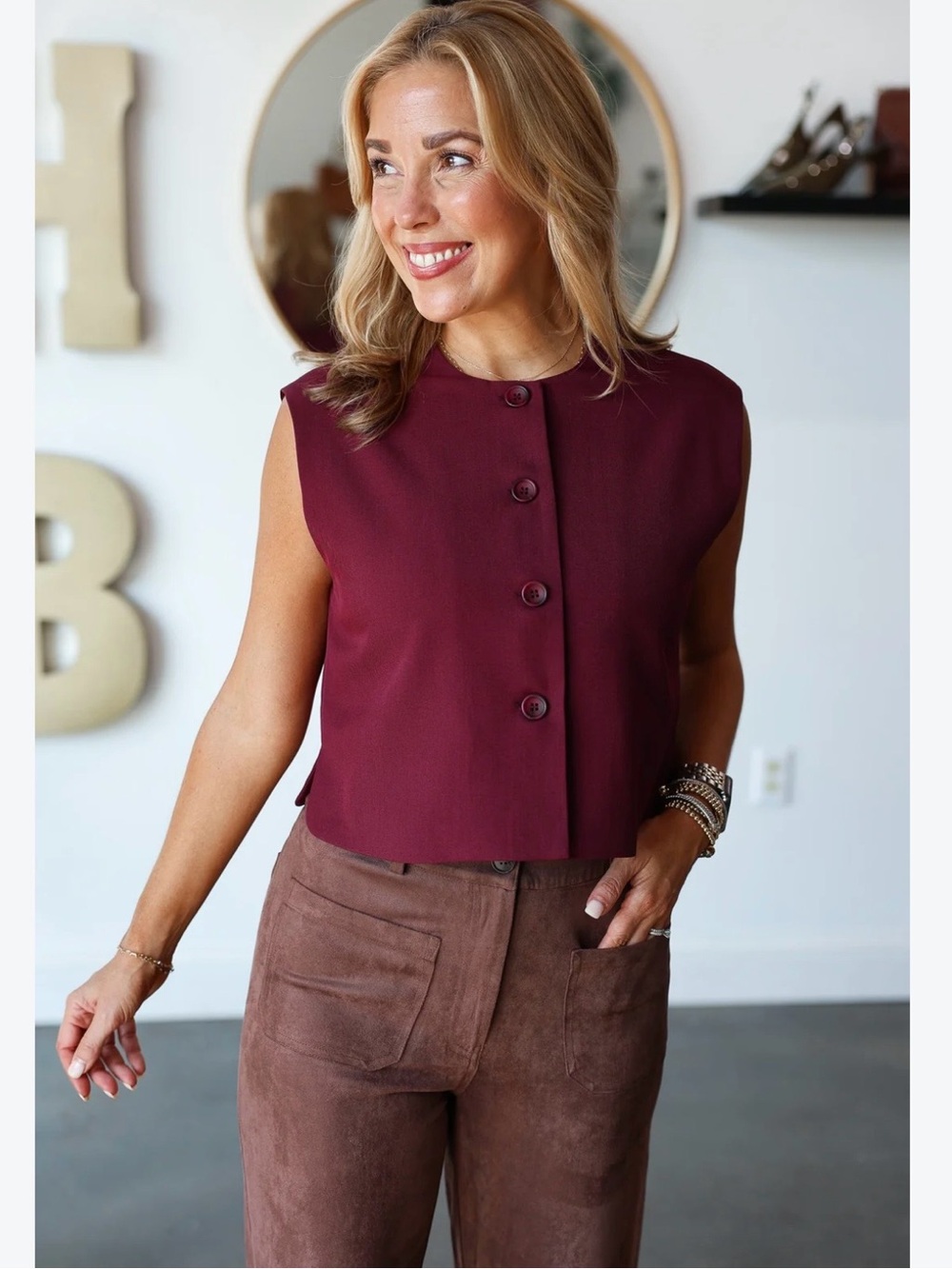 Steve Madden Sleeveless Button-Front Crop Top in Burgundy